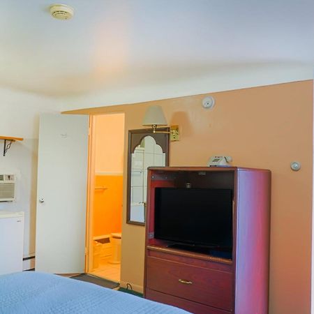 Bay Motel By Oyo Bay City Bagian luar foto