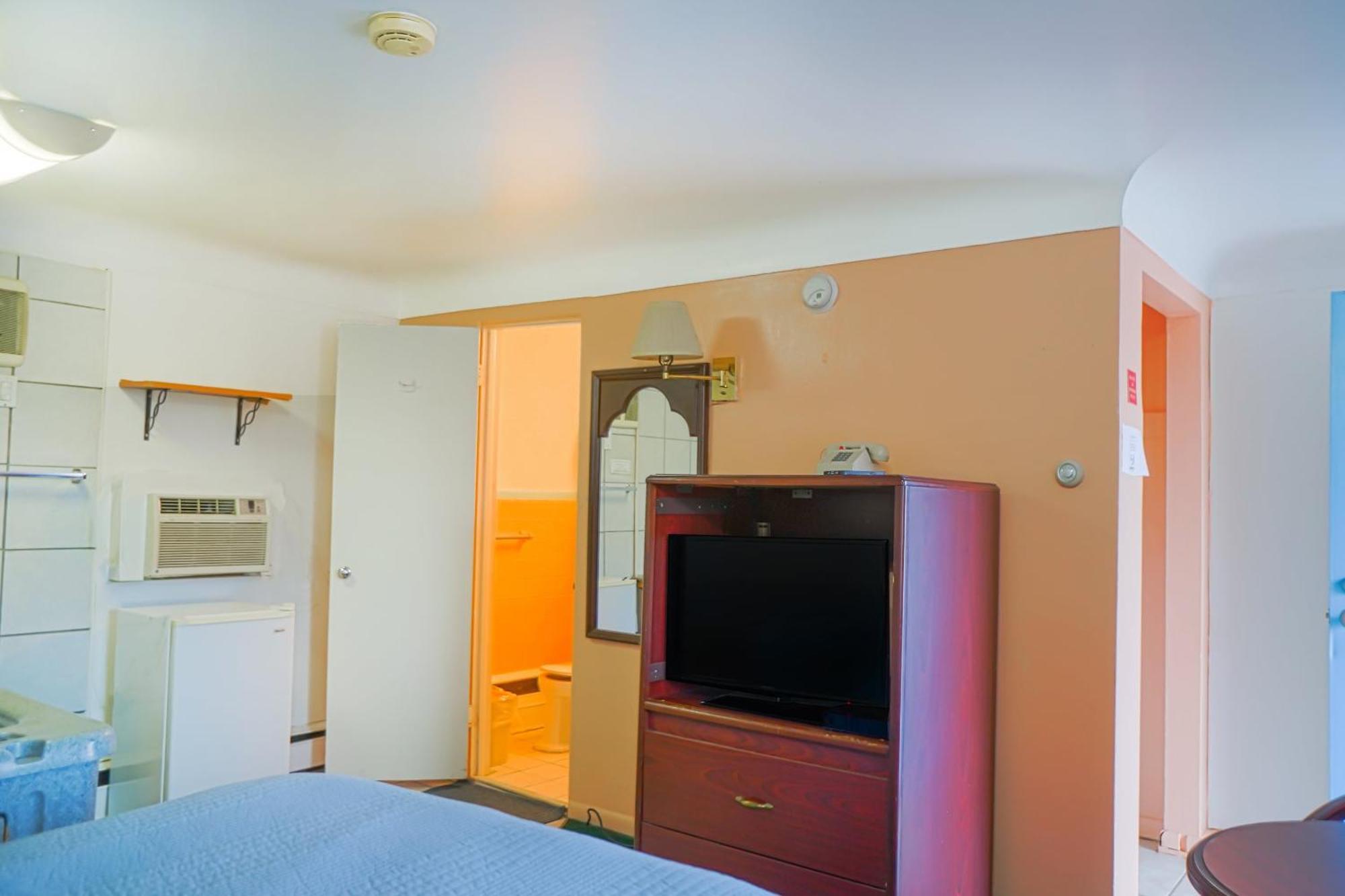 Bay Motel By Oyo Bay City Bagian luar foto