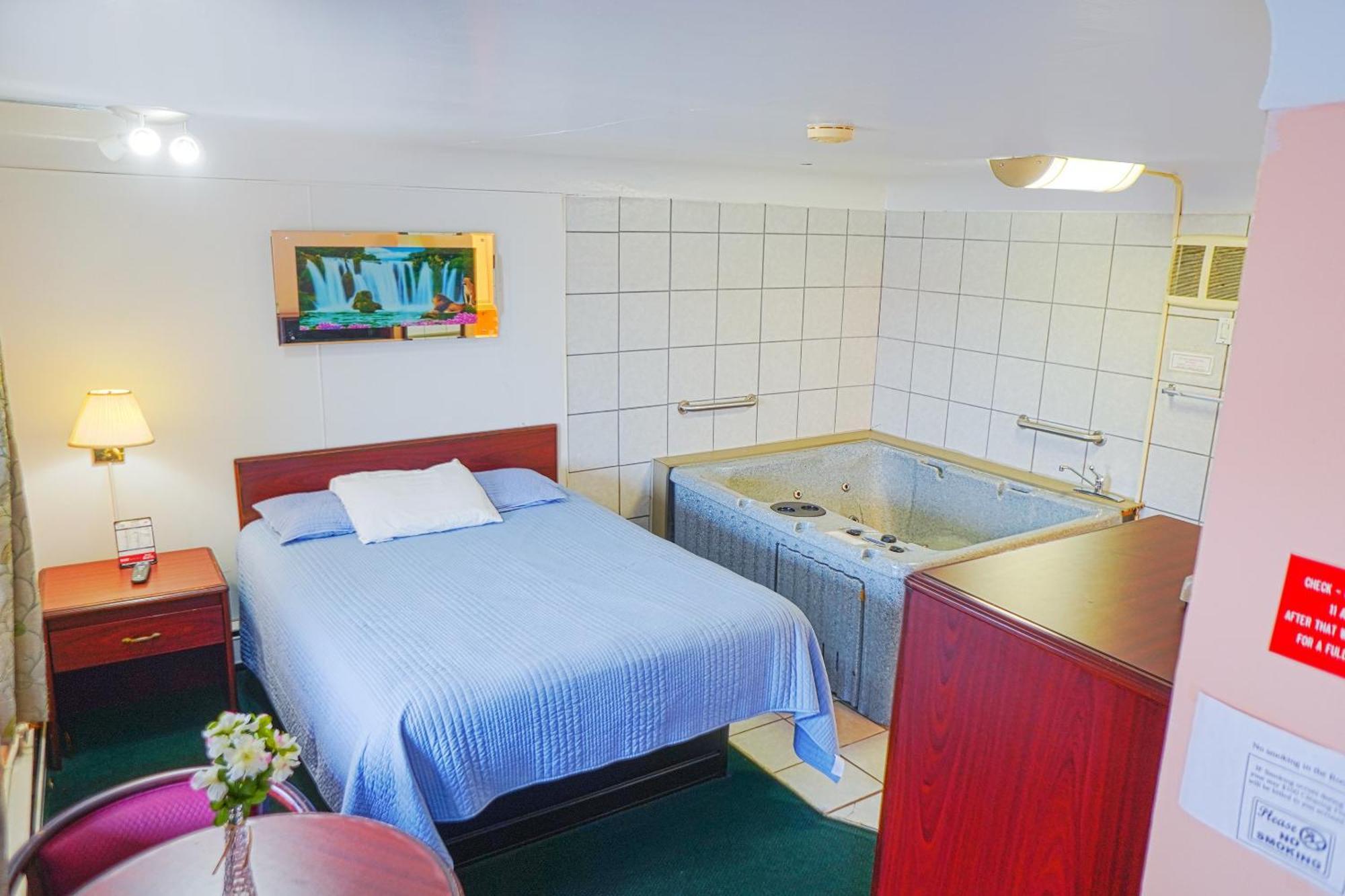 Bay Motel By Oyo Bay City Bagian luar foto