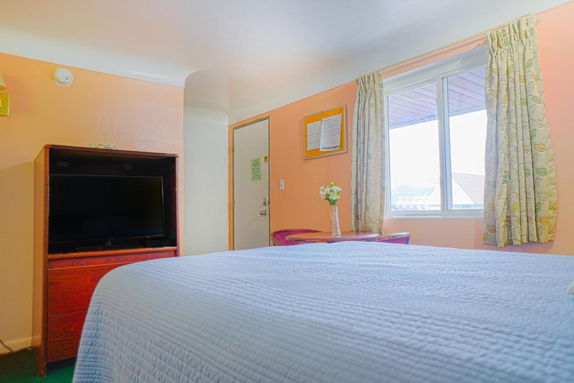 Bay Motel By Oyo Bay City Bagian luar foto